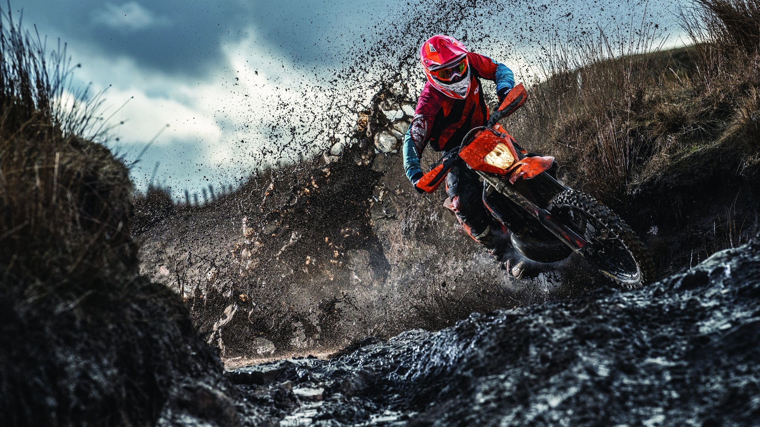 《电竞选手的心理备战：如何应对压力与焦虑》，电竞选手心理疏导的方法